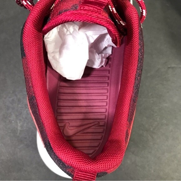 Nike Roshe Run Women’s Sneakers Fusion Red Black Camouflage Size - 7.5 - Picture 7 of 9